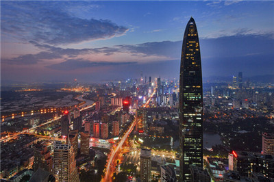 解读上海商务模特行业的机遇和挑战